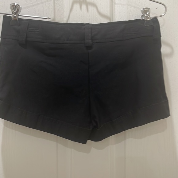 Ponny tail black shorts - Picture 2 of 8